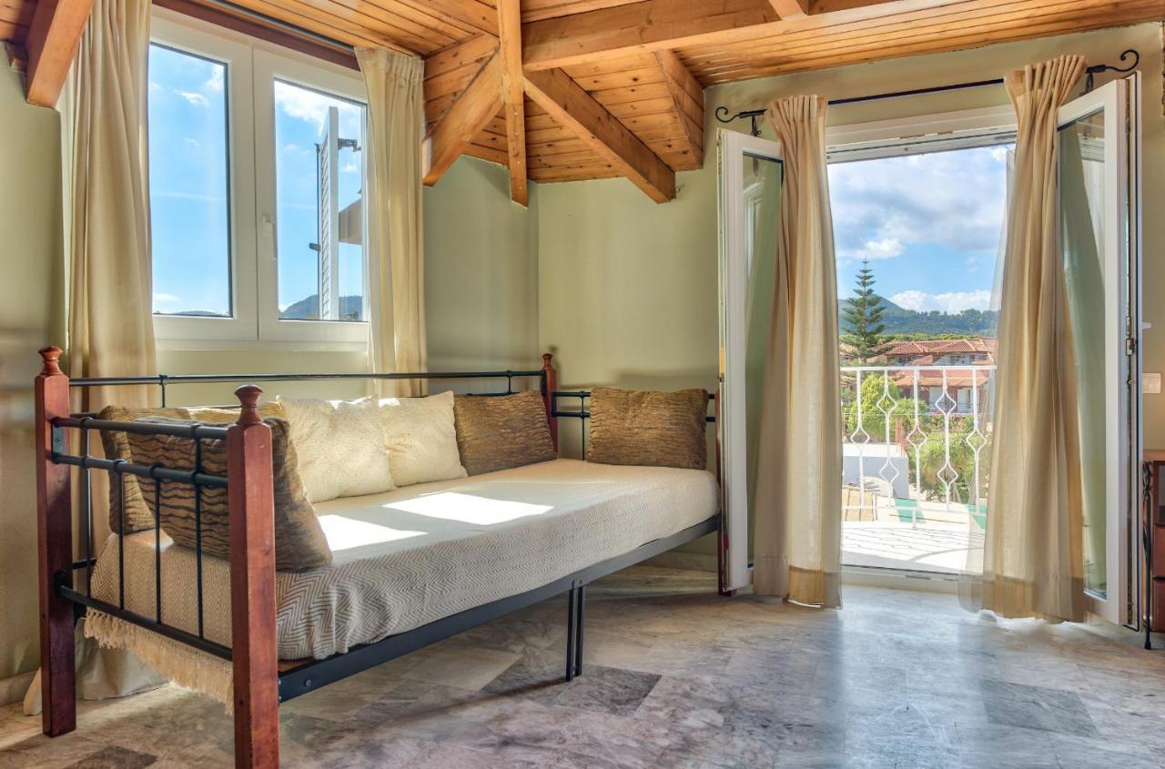 Avesta Apartments - 200M From The Beach Vasilikos  Luaran gambar