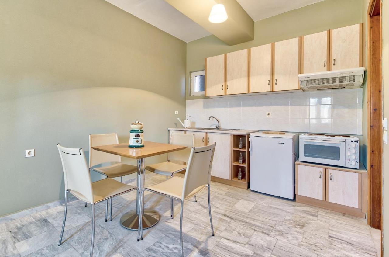 Avesta Apartments - 200M From The Beach Vasilikos  Luaran gambar